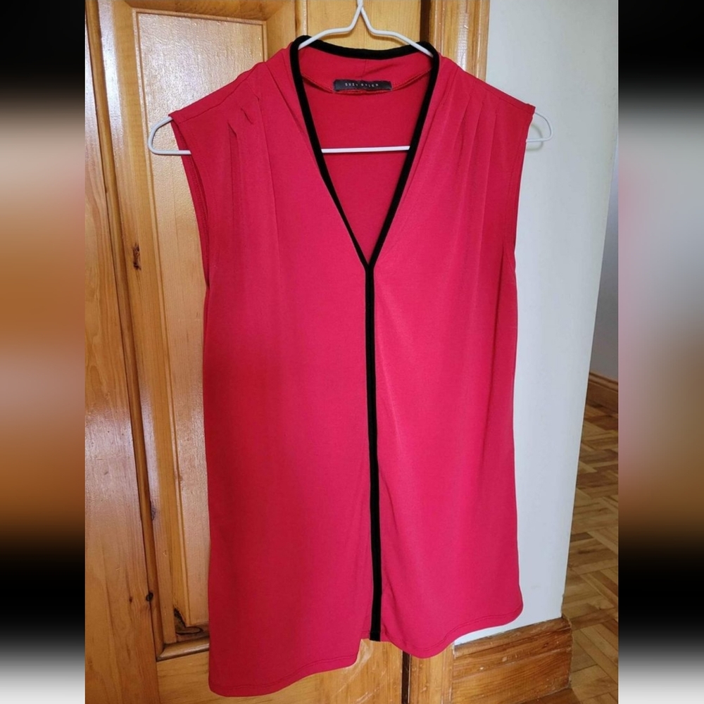 Small Suzy Shier Top